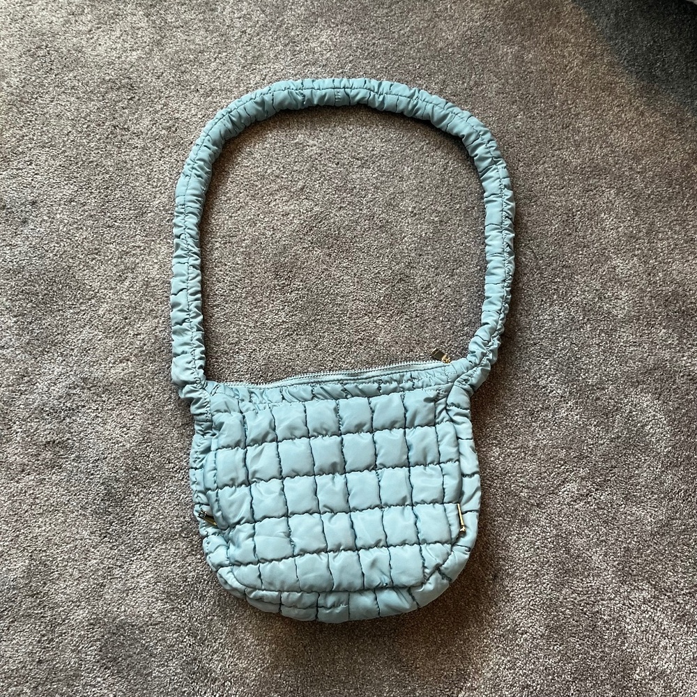 Urban Expressions puffer shoulder bag NWOT